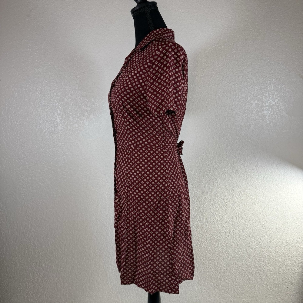 Vtg Gap Dress Sz Small Maroon Geometric Pattern Buttons Collared 100% Rayon - Picture 6 of 12